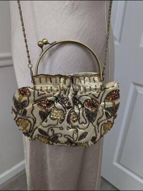 Vice Versa Too Beaded Gold Embellished Evening Bag